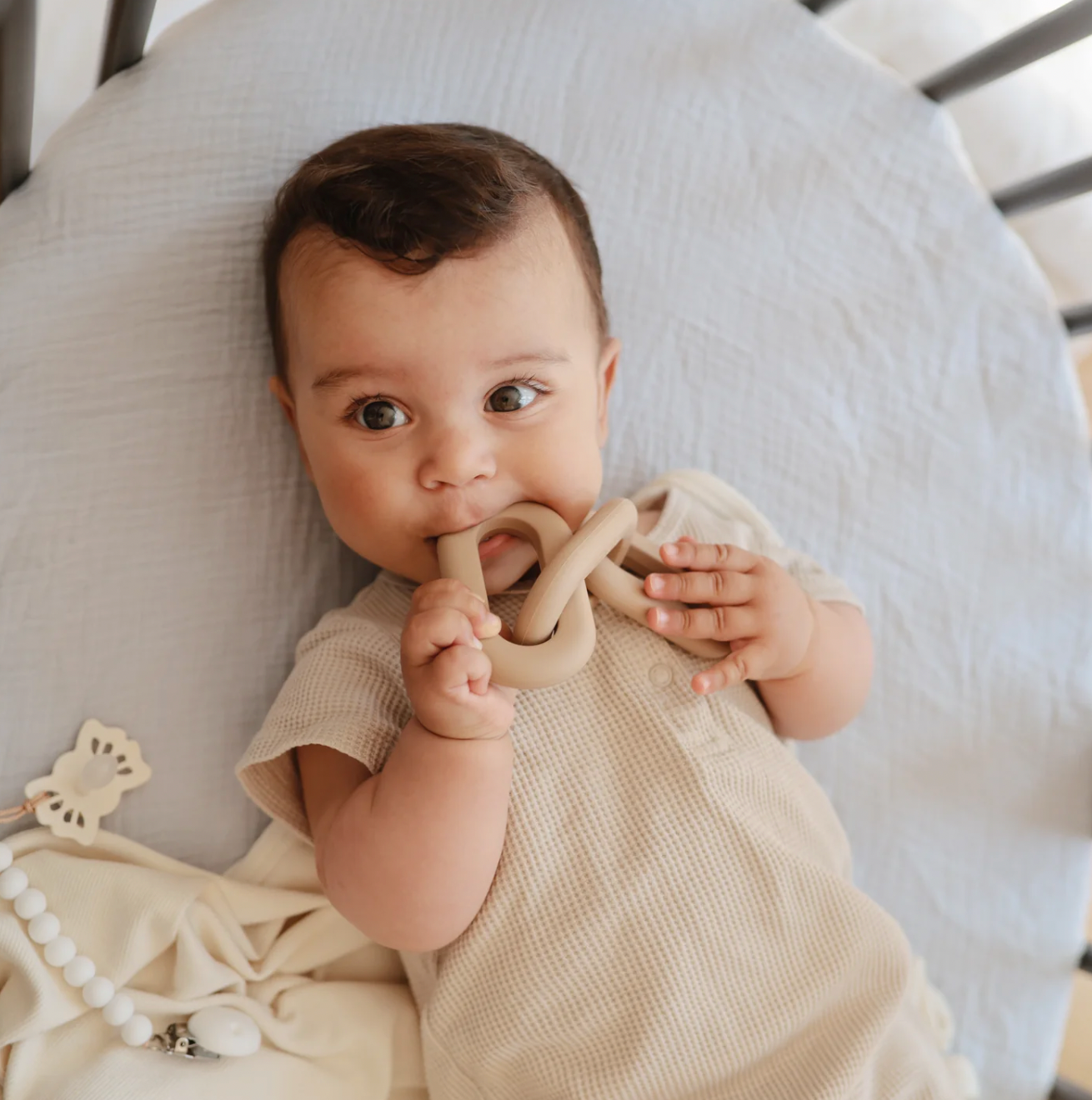 Mushie Links Teether - Wilf & Friends