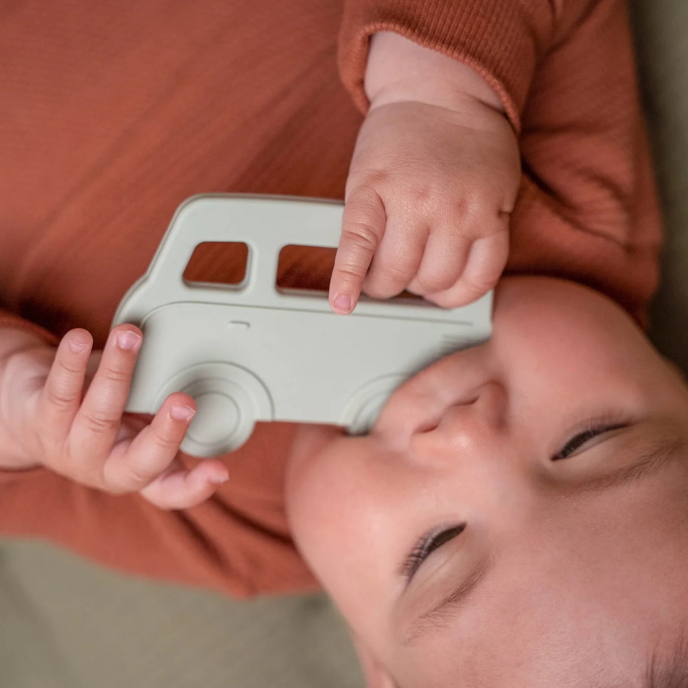 Little Dutch - Teether - Bus