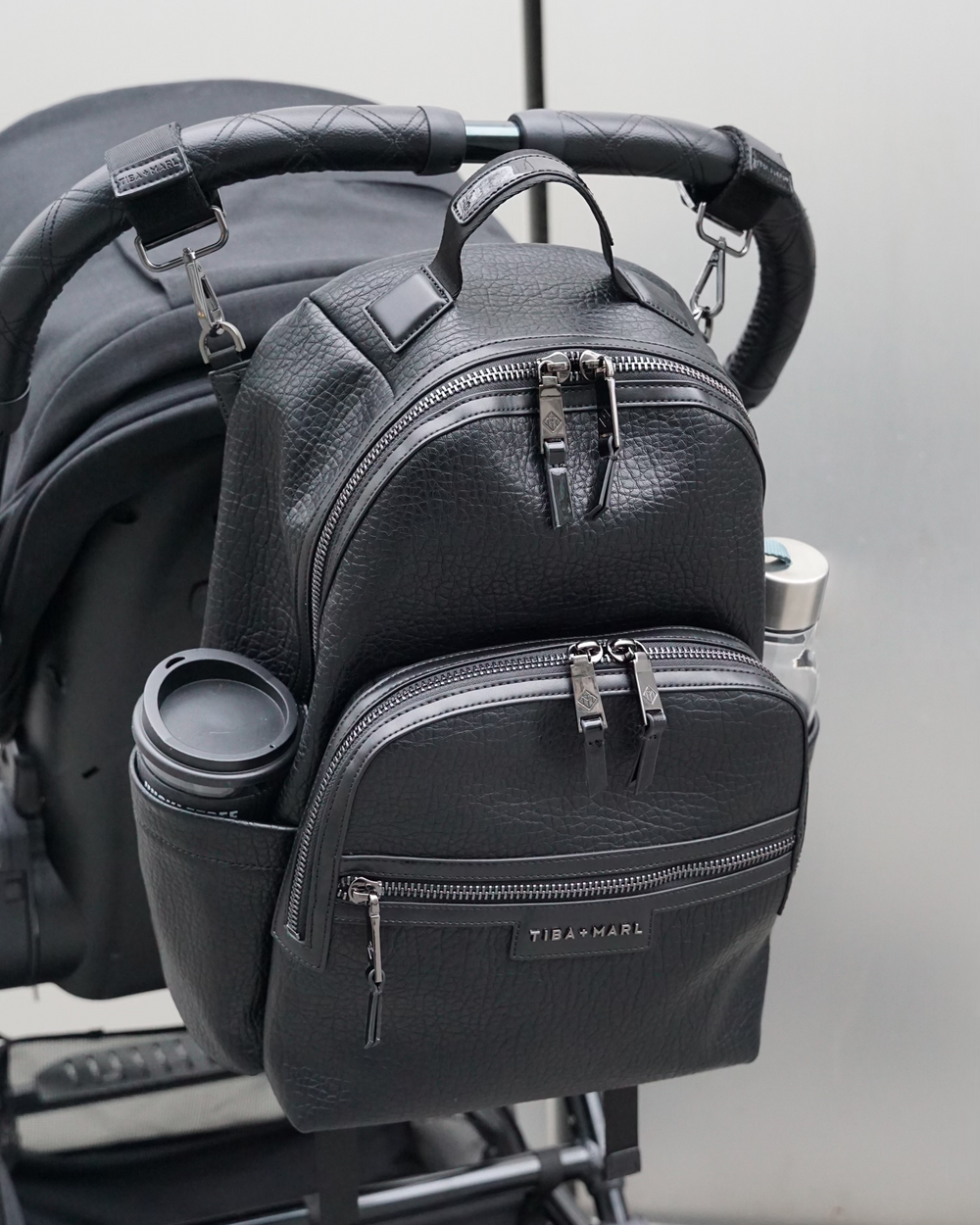 Elwood 2.0 Changing Backpack Black