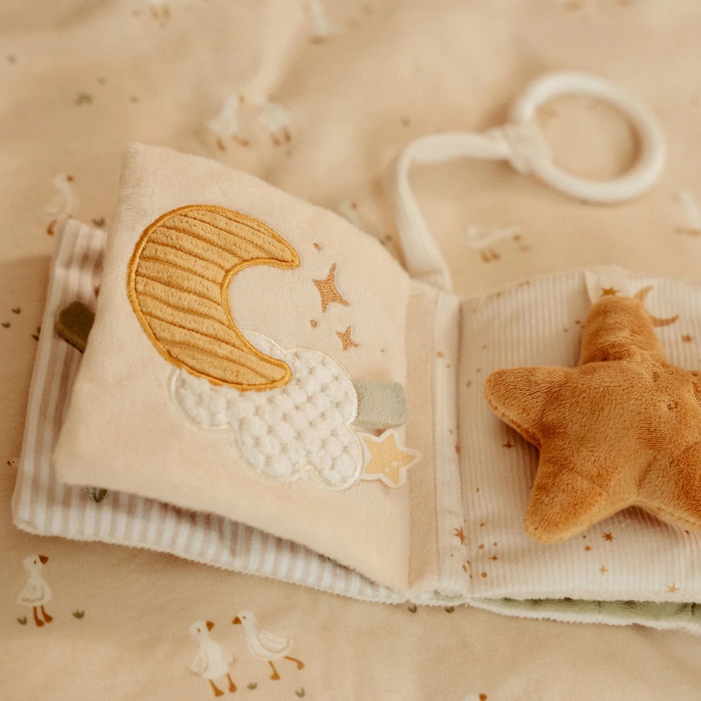 Little Dutch - Stroller Book - Newborn Naturals