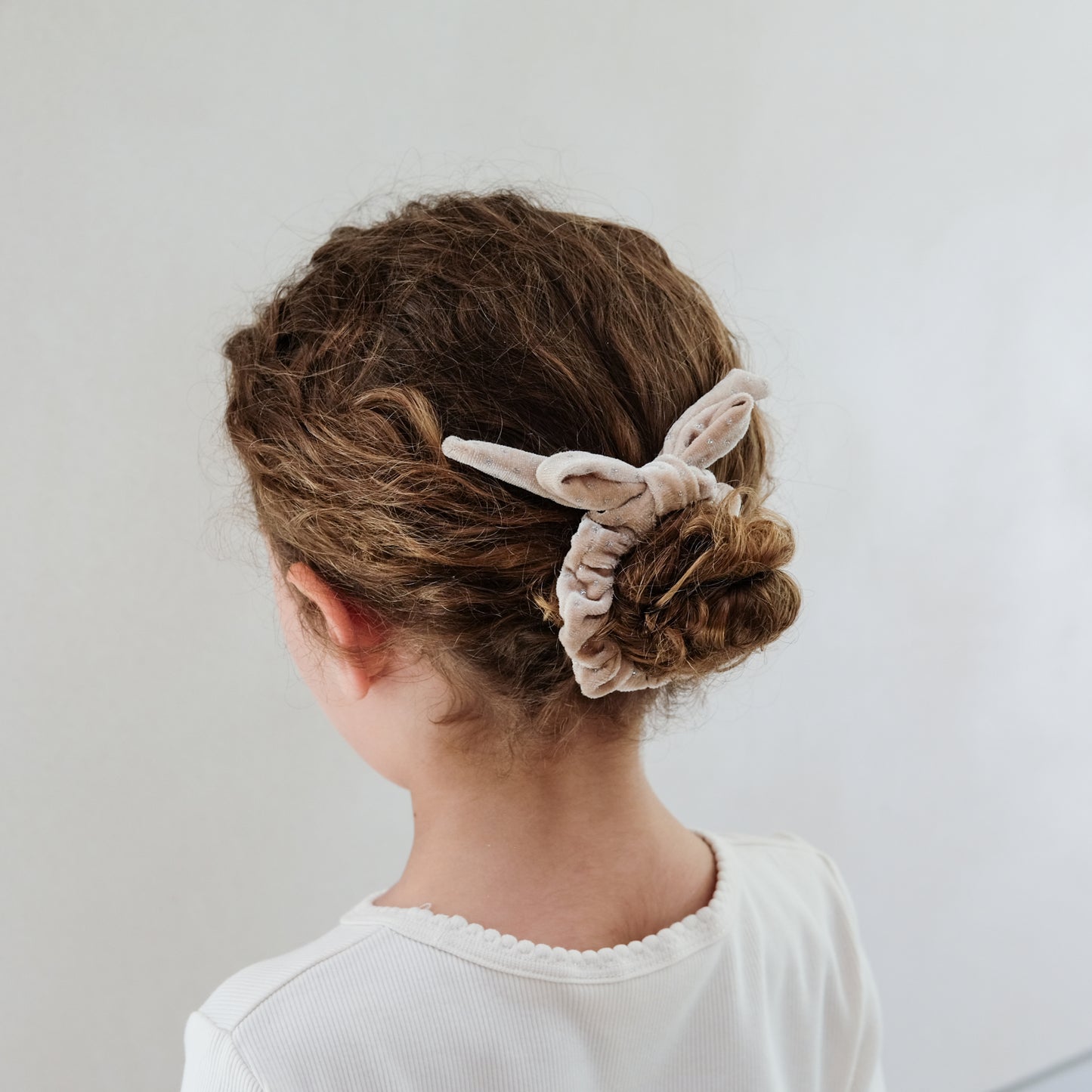Mimi & Lula Christmas Velvet Bow Scrunchies - Set of 4